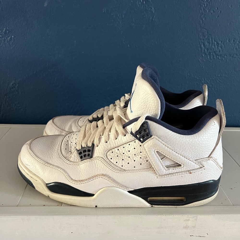 Jordan 4